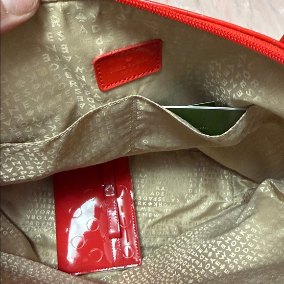 Kate Spade Glossy Red Tote W/ Matching Wallet NWT - Picture 4 of 17